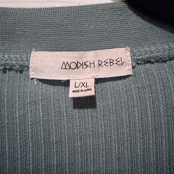 Salty Oversized Pullover - Picture 3 of 5